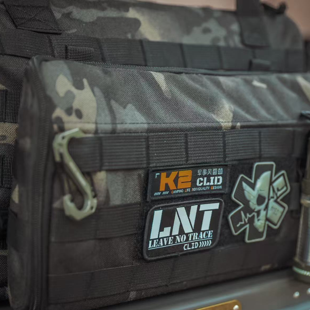 限定 ダークナイト迷彩 タクティカルバッグ（36×25cm）